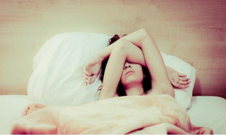 Vrouw heeft een kater